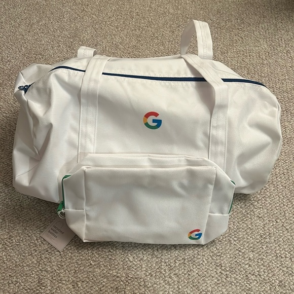 Brand New Google Duffle Bag AND Small Bag - NWT - Picture 1 of 14